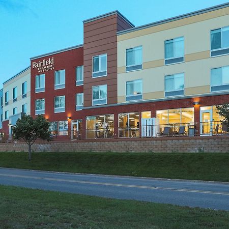 Fairfield Inn & Suites ماركيت المظهر الخارجي الصورة