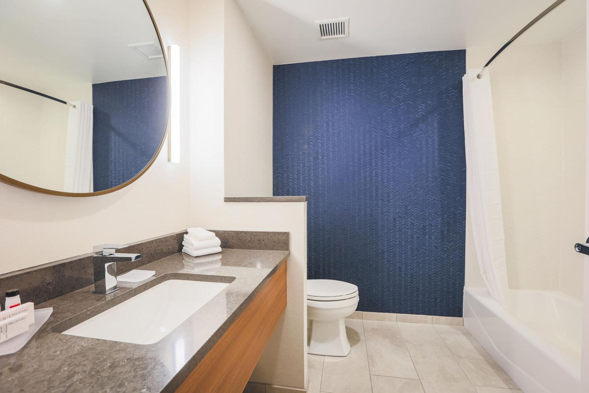 Fairfield Inn & Suites ماركيت المظهر الخارجي الصورة