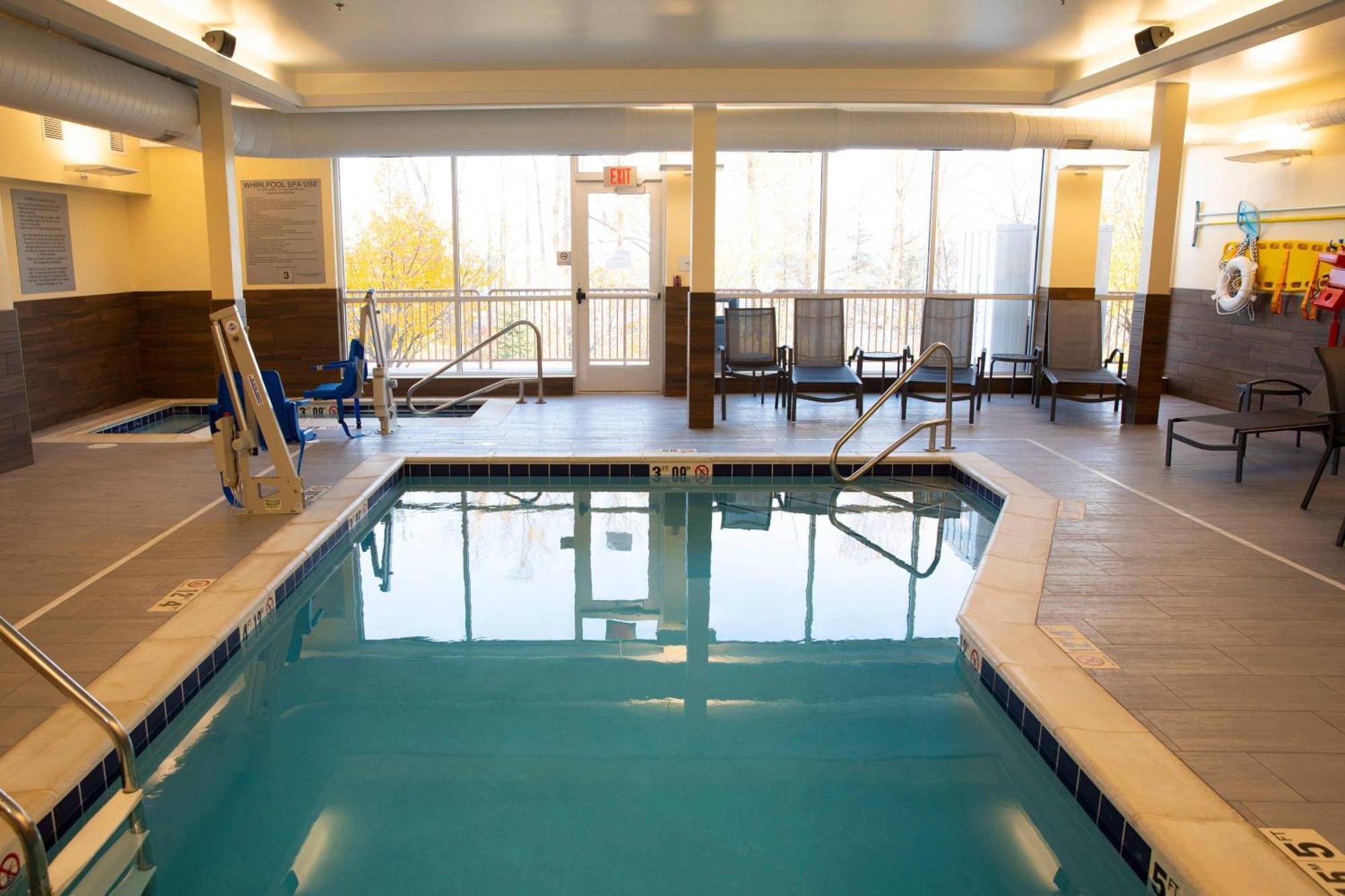 Fairfield Inn & Suites ماركيت المظهر الخارجي الصورة